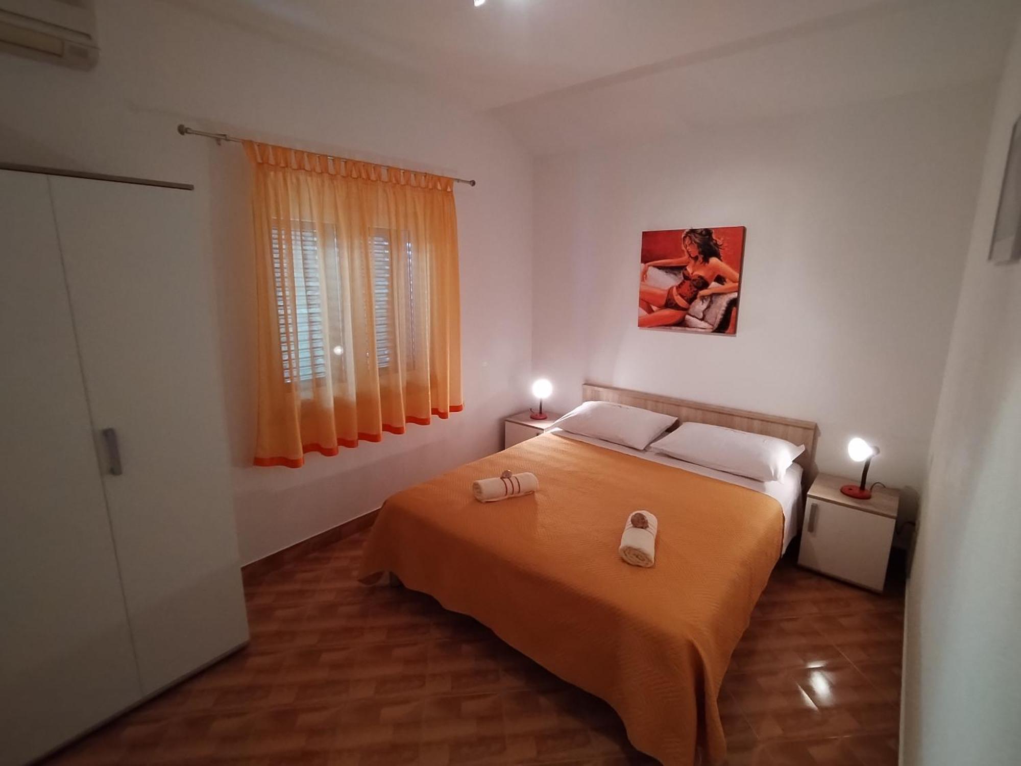 Apartments Katarina Бол Екстериор снимка