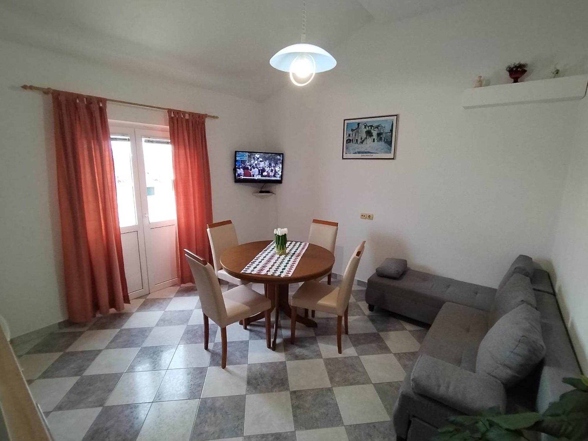 Apartments Katarina Бол Екстериор снимка